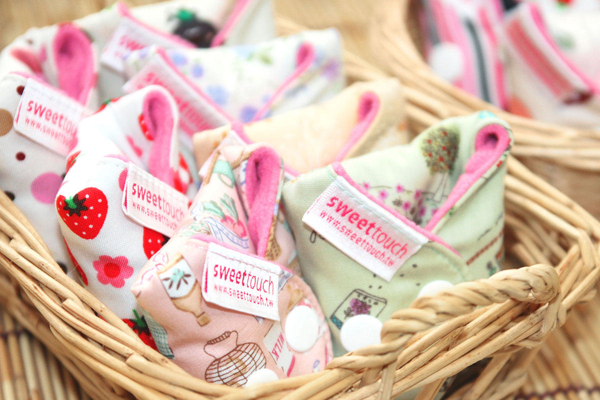 甜蜜接觸SweetTouch-甜蜜綿19cm量少布衛生棉16件組