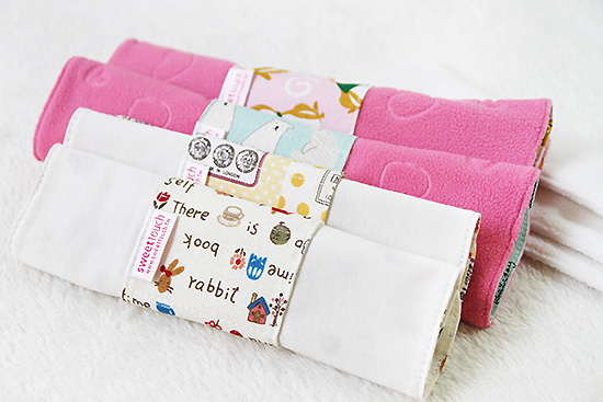 甜蜜接觸SweetTouch-摺疊型布護墊＋衛生棉體驗組